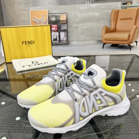 フェンディ スニーカー