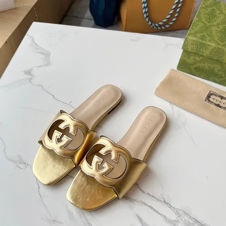 グッチ スリッパ