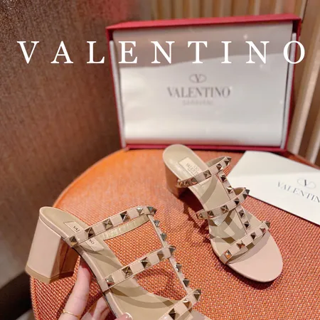 ヴァレンティノ スリッパ