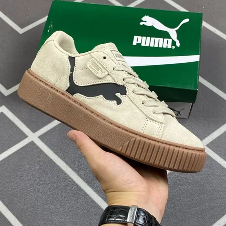 プーマ カジュアルシューズ