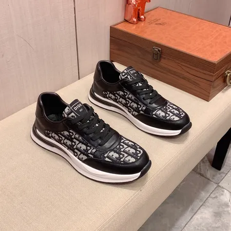 ディオール カジュアルシューズ