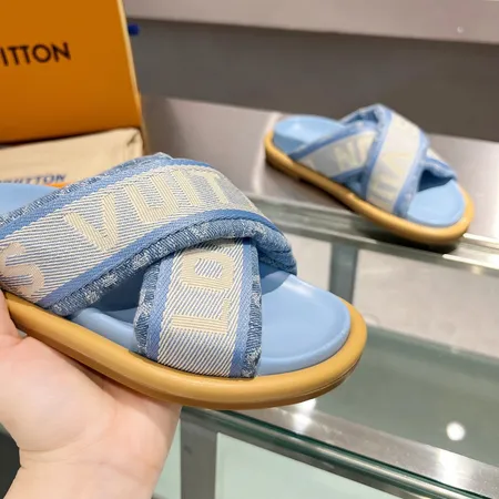 ルイヴィトン スリッパ