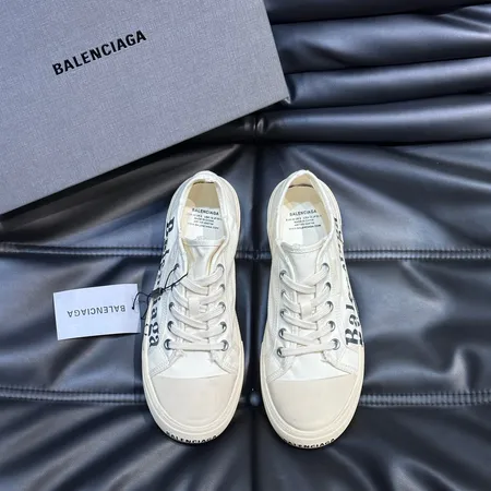 バレンシアガ カジュアルシューズ