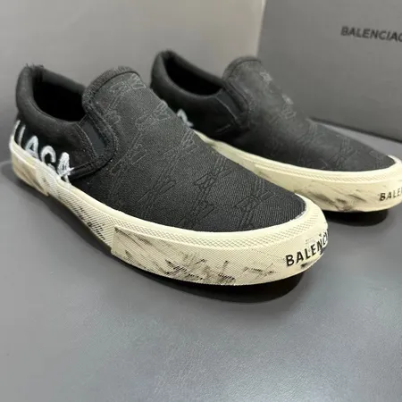 バレンシアガ カジュアルシューズ