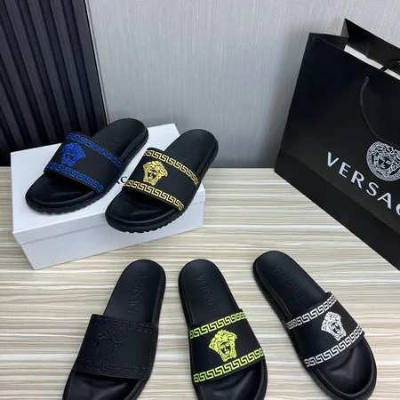 ヴェルサーチ スリッパ