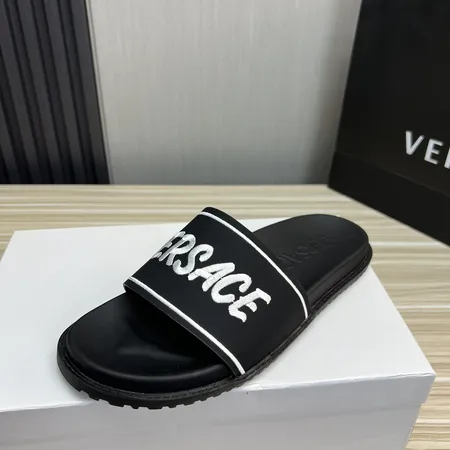 ヴェルサーチ スリッパ