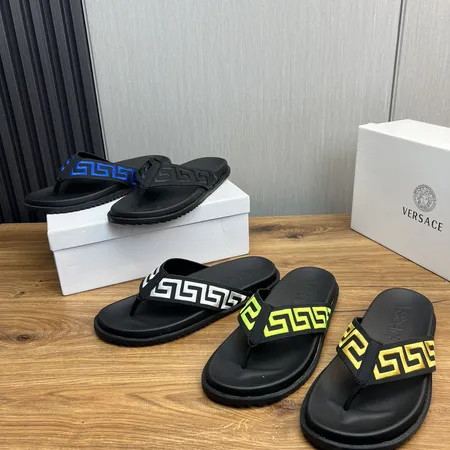 ヴェルサーチ スリッパ