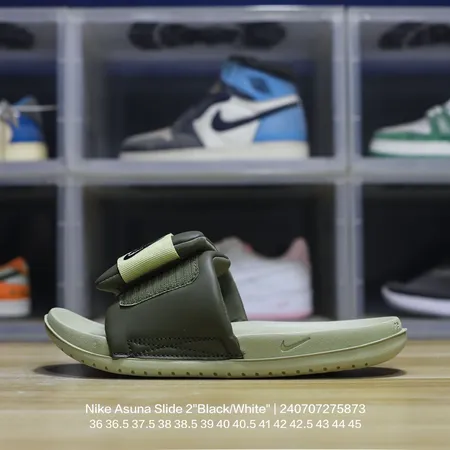 ナイキ スリッパ