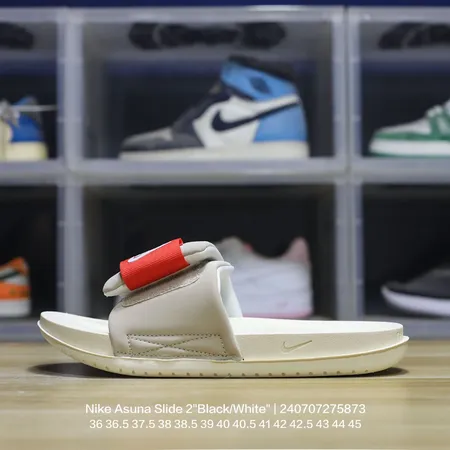 ナイキ スリッパ