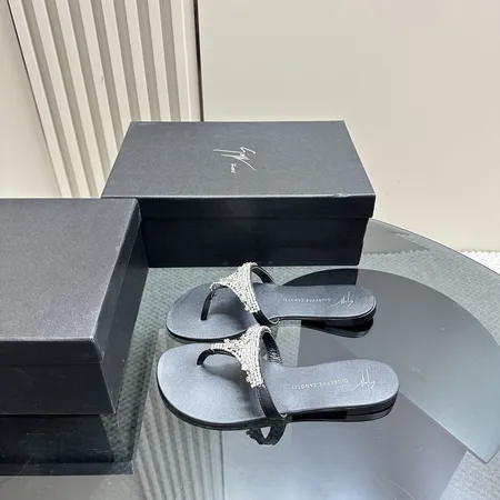 イブサンローラン スリッパ