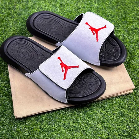 エアジョーダン スリッパ