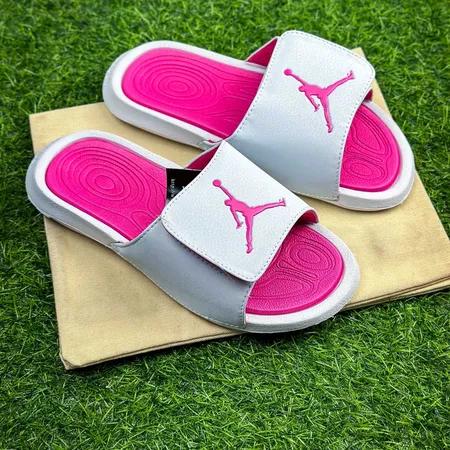 エアジョーダン スリッパ