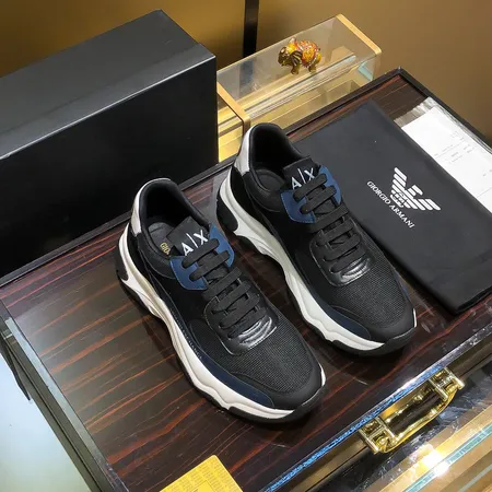 アルマーニ スニーカー