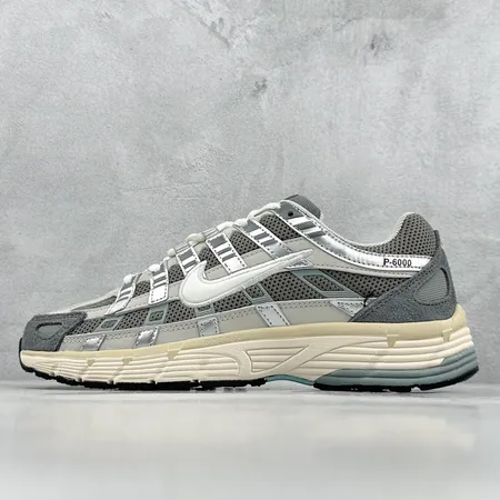 ナイキ スニーカー