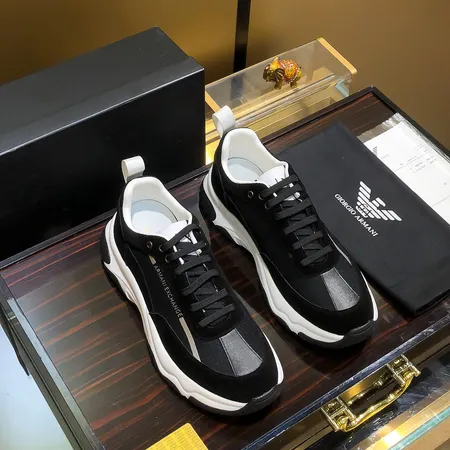 アルマーニ カジュアルシューズ