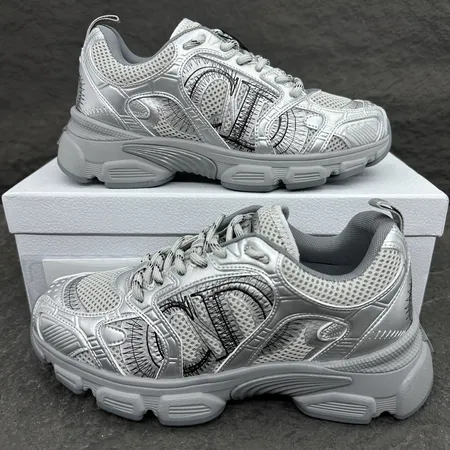 ディオール カジュアルシューズ