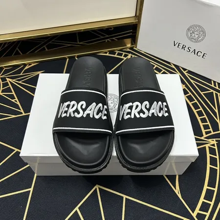 ヴェルサーチ スリッパ