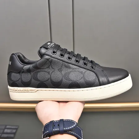 コーチ カジュアルシューズ