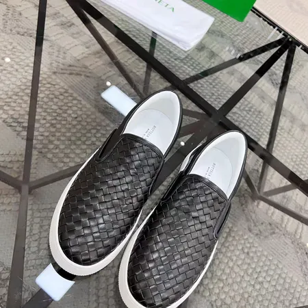 ボッテガ ヴェネタ カジュアルシューズ