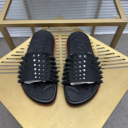 クリスチャン・ルブタン スリッパ