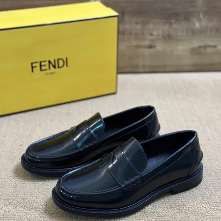 フェンディ ビジネスシューズ