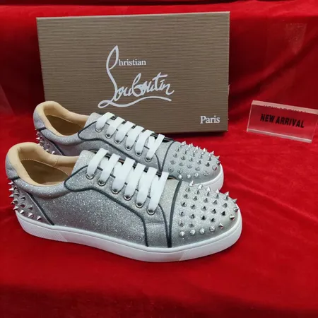 クリスチャン・ルブタン カジュアルシューズ