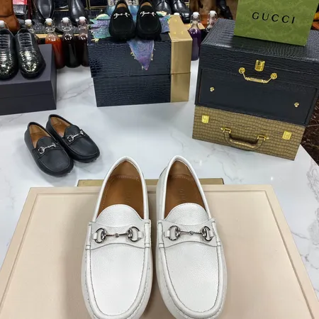 グッチ ビジネスシューズ