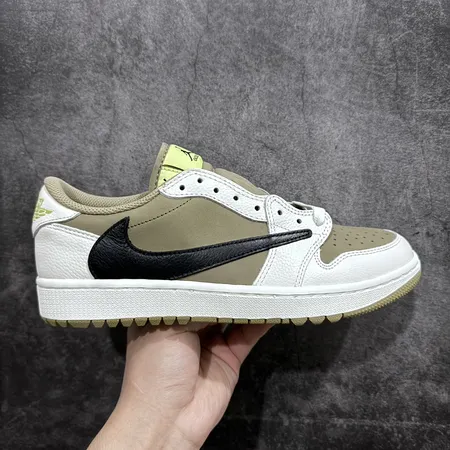 エアジョーダン スニーカー