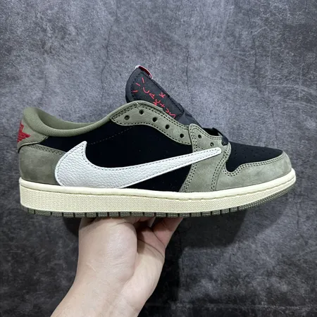 エアジョーダン スニーカー