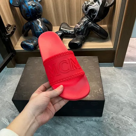 エムシーエム スリッパ