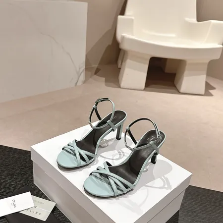 セリーヌ サンダル