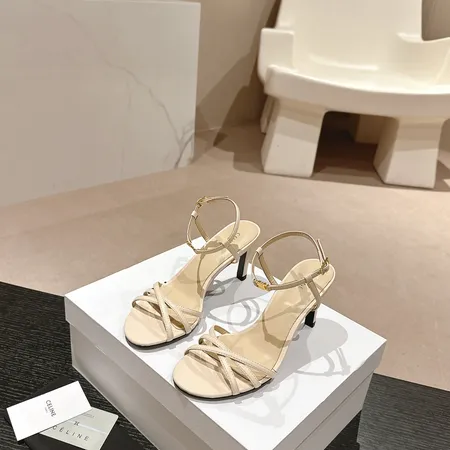 セリーヌ サンダル