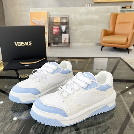 ヴェルサーチ カジュアルシューズ