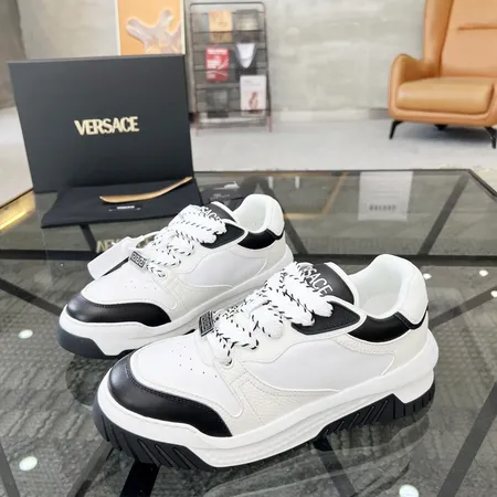 ヴェルサーチ カジュアルシューズ