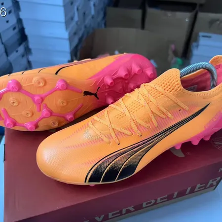 プーマ スニーカー