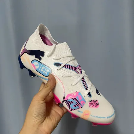 プーマ スニーカー