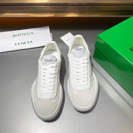 ボッテガ ヴェネタ カジュアルシューズ