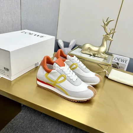 ロエベ カジュアルシューズ