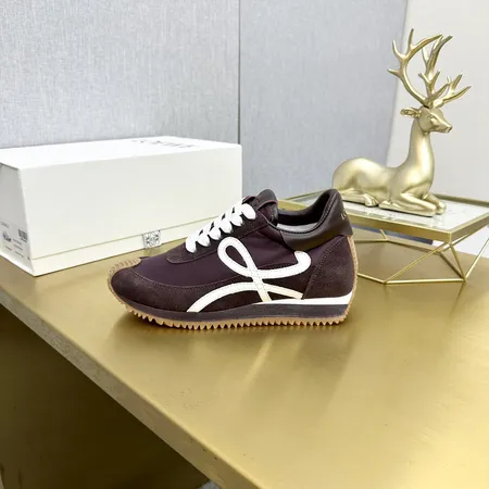 ロエベ カジュアルシューズ