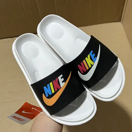 ナイキ スリッパ