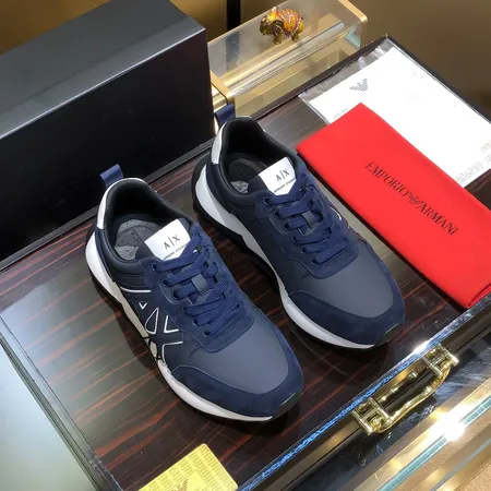 アルマーニ カジュアルシューズ