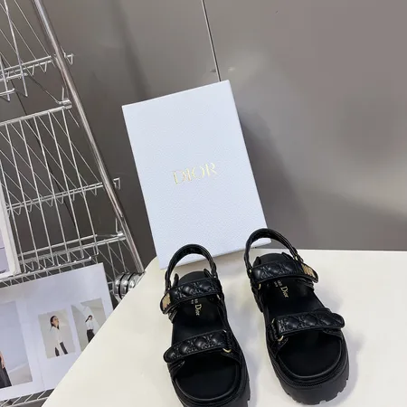 ディオール サンダル