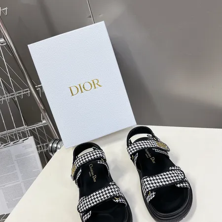 ディオール サンダル