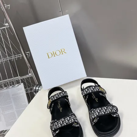 ディオール サンダル