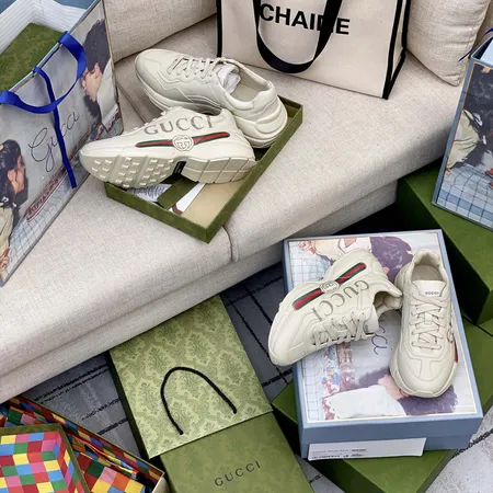 グッチ スニーカー