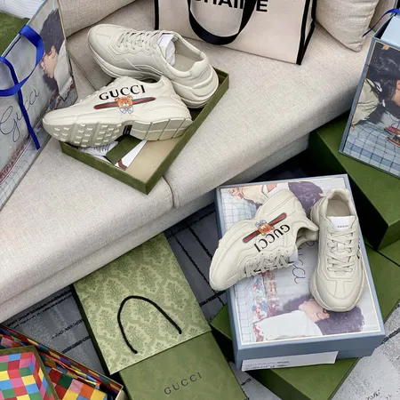 グッチ スニーカー