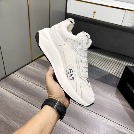 アルマーニ スニーカー