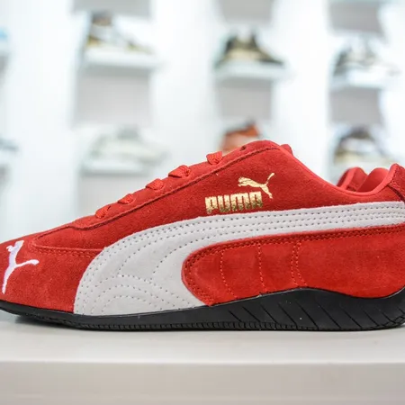 プーマ スニーカー