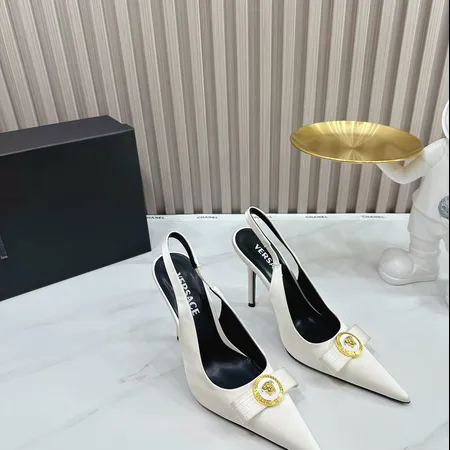 ヴェルサーチ サンダル