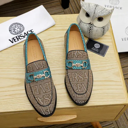 ヴェルサーチ カジュアルシューズ